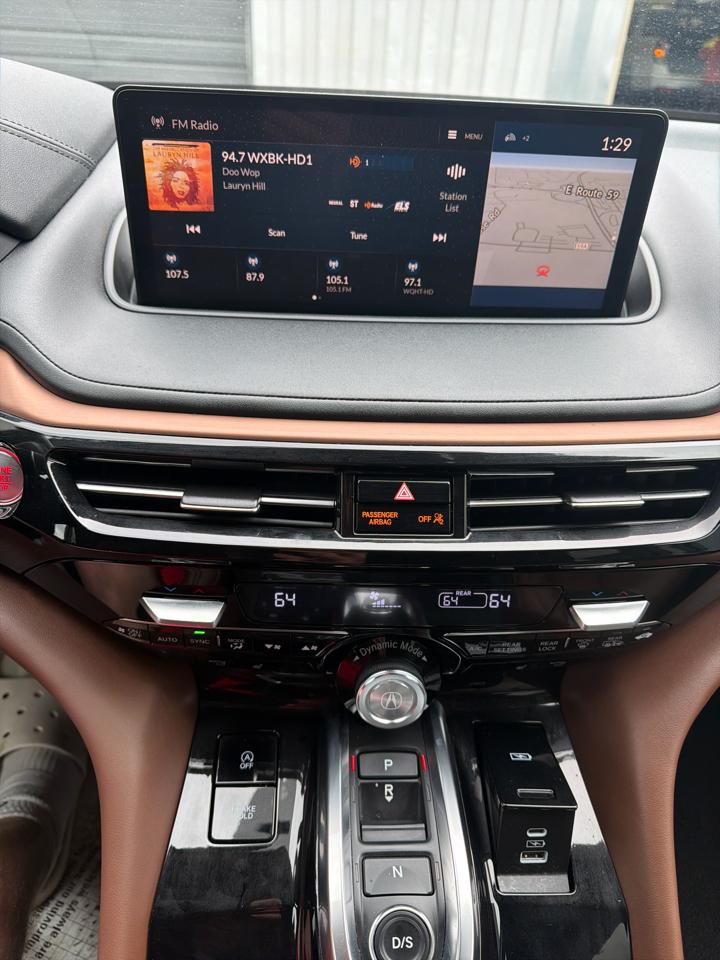 Acura MDX SH-AWD w/Technology Package 2023