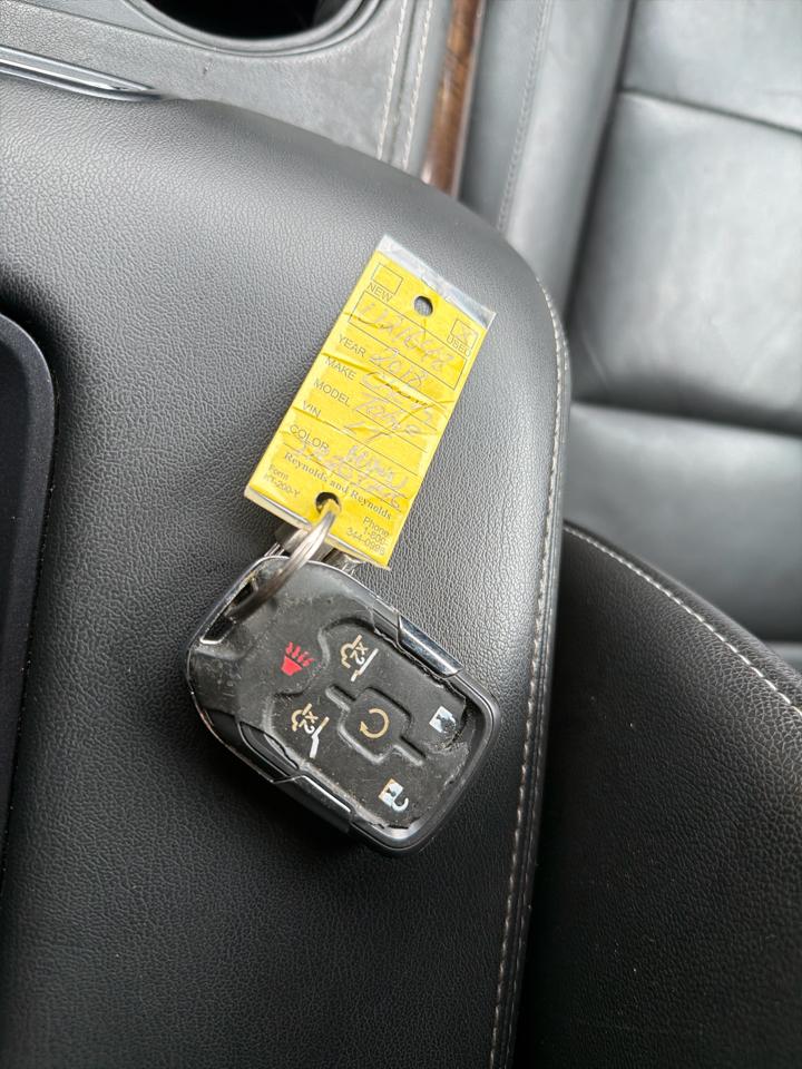 Chevrolet Tahoe 4WD 4dr LT 2018