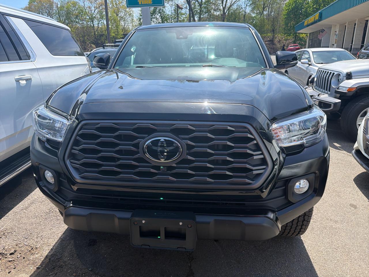 Toyota Tacoma 4WD TRD Off Road Double Cab 5' Bed V6 MT (Natl) 2023
