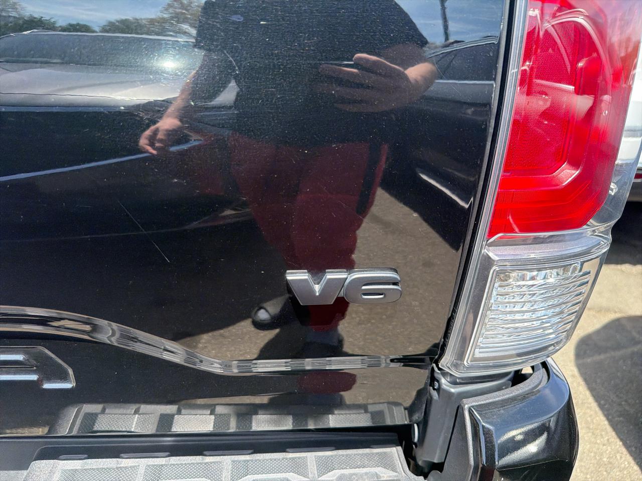 Toyota Tacoma 4WD TRD Off Road Double Cab 5' Bed V6 MT (Natl) 2023