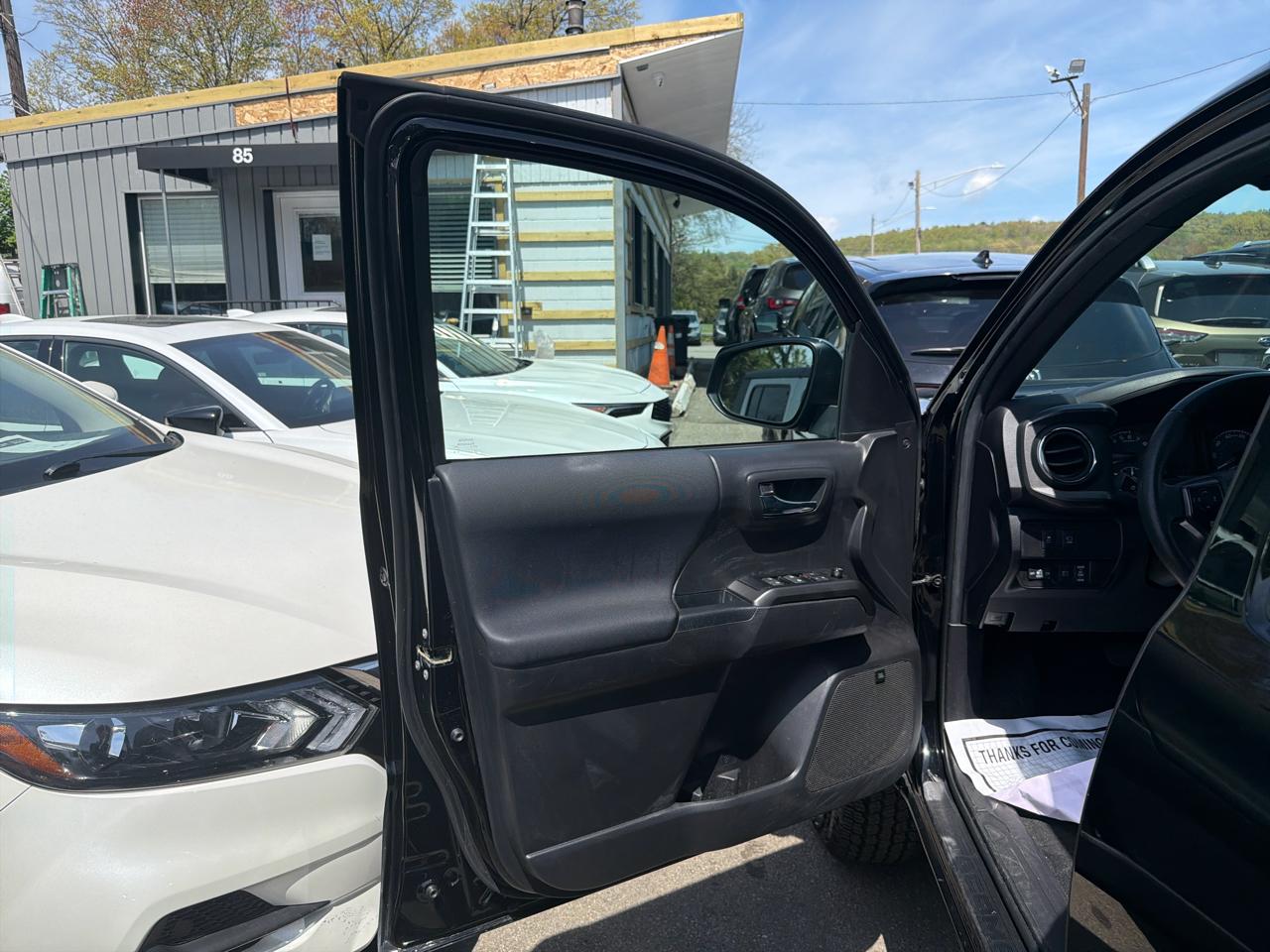 Toyota Tacoma 4WD TRD Off Road Double Cab 5' Bed V6 MT (Natl) 2023