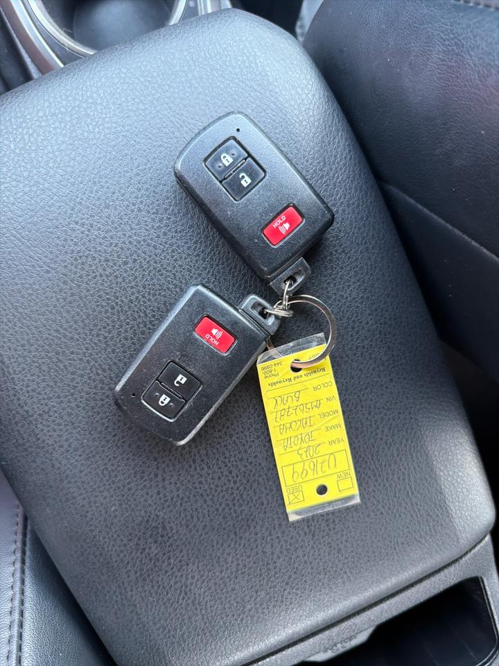 Toyota Tacoma 4WD TRD Off Road Double Cab 5' Bed V6 MT (Natl) 2023