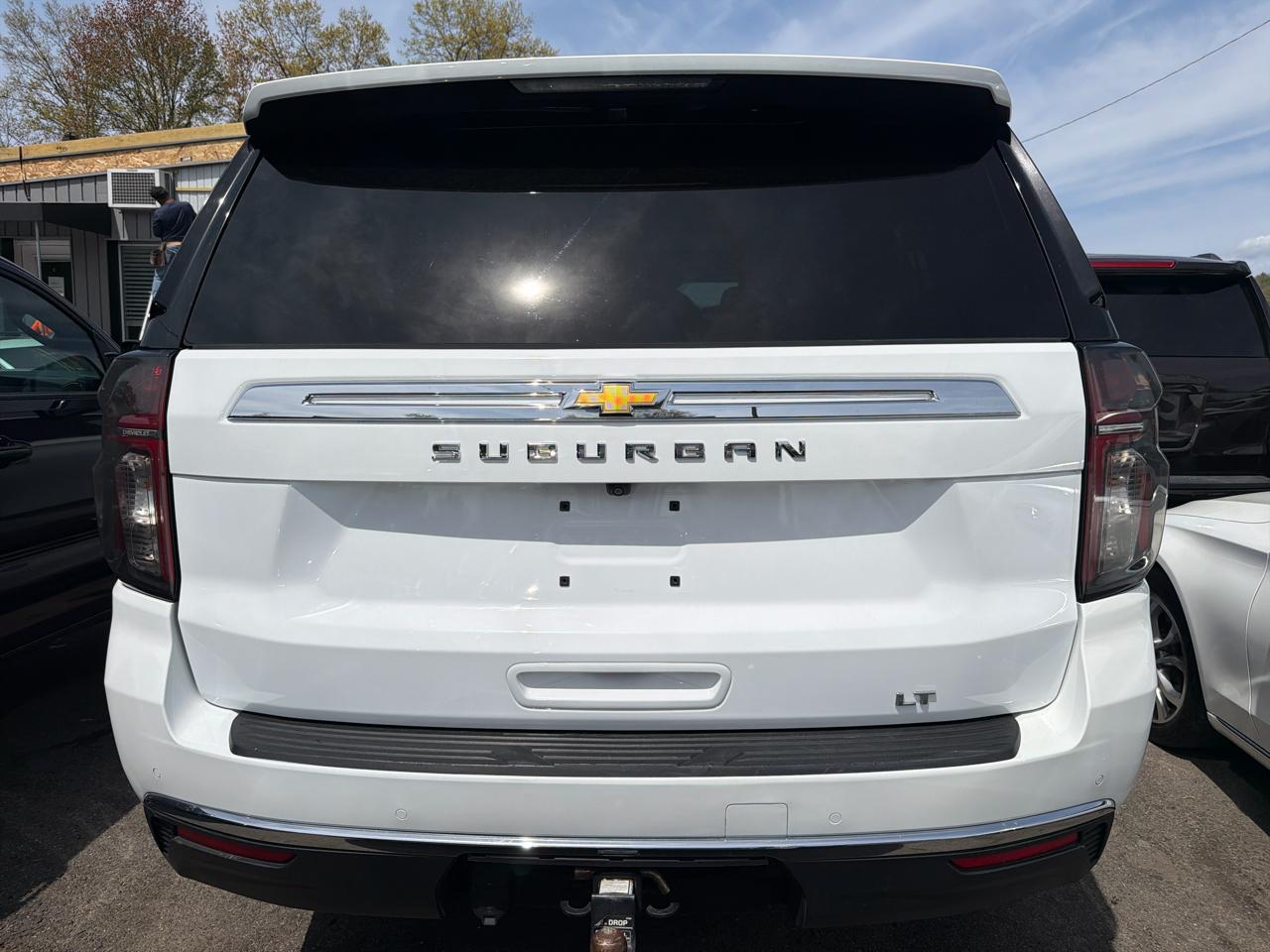 Chevrolet Suburban 4WD 4dr LT 2024