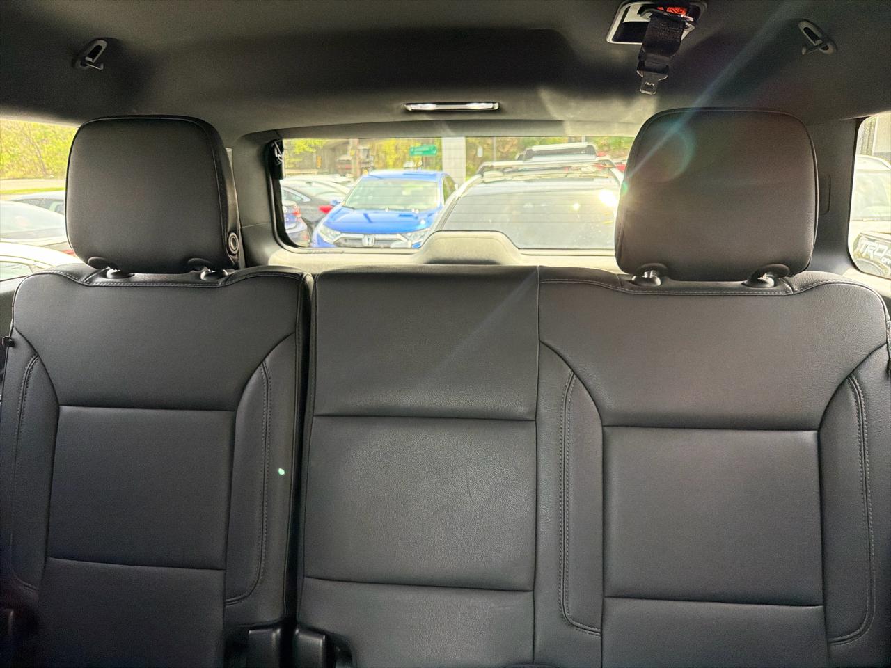 Chevrolet Suburban 4WD 4dr LT 2024