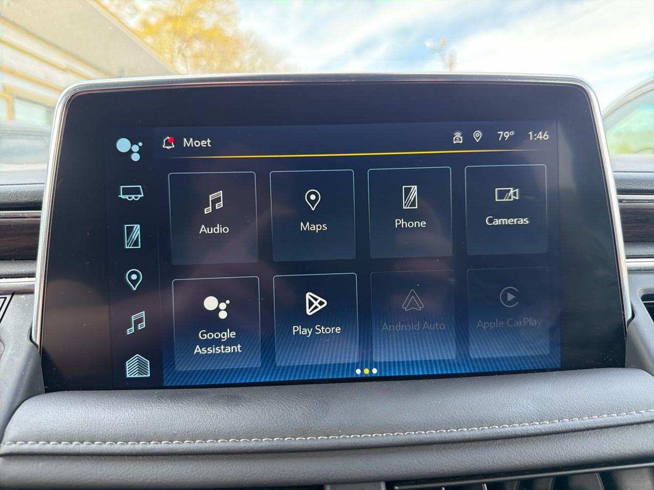 Chevrolet Suburban 4WD 4dr LT 2024