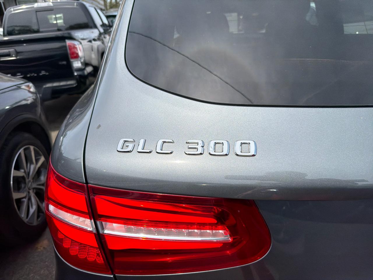 Mercedes-Benz GLC 4MATIC 4dr GLC 300 2016