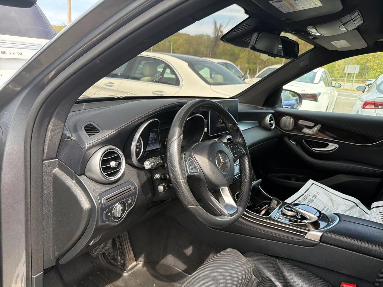 Mercedes-Benz GLC 4MATIC 4dr GLC 300 2016