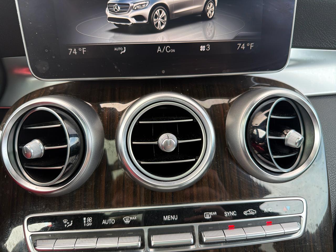 Mercedes-Benz GLC 4MATIC 4dr GLC 300 2016