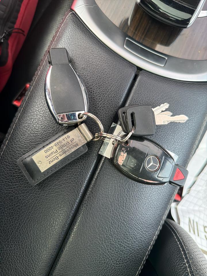 Mercedes-Benz GLC 4MATIC 4dr GLC 300 2016