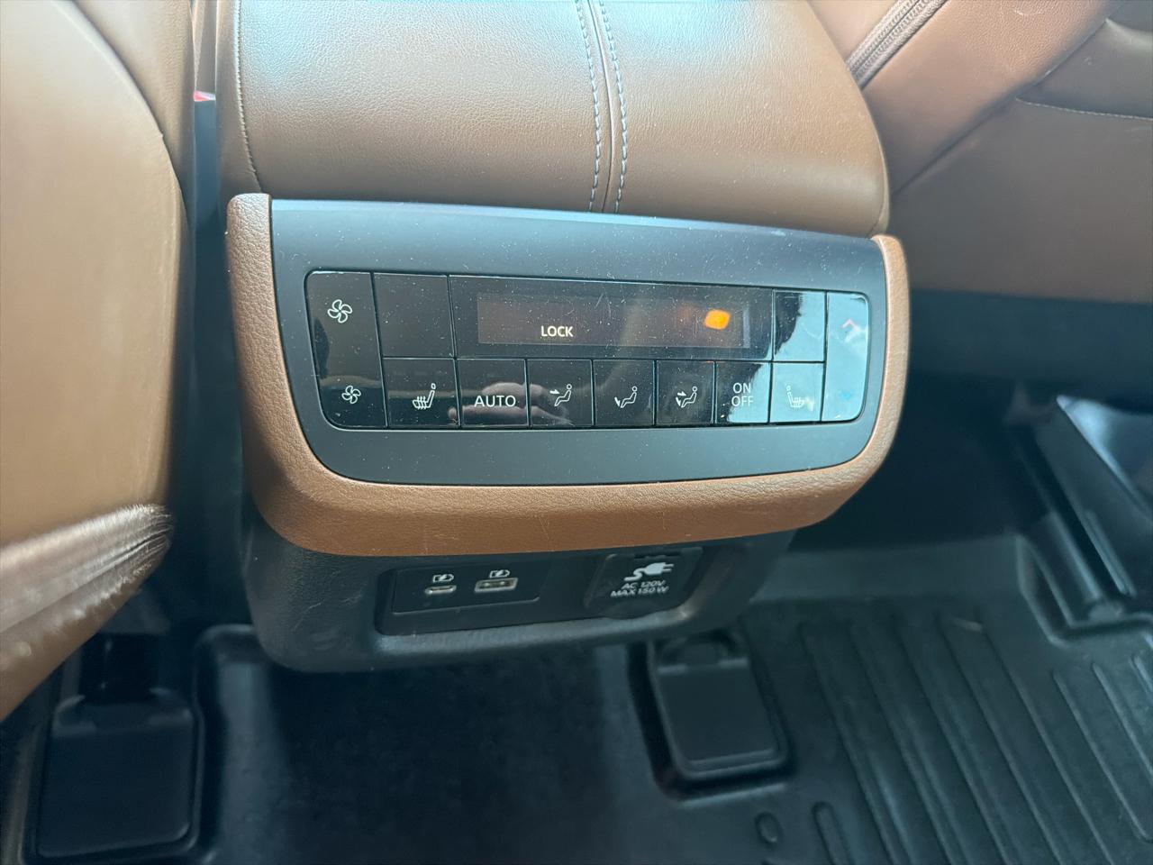 Nissan Pathfinder Platinum 4WD 2023