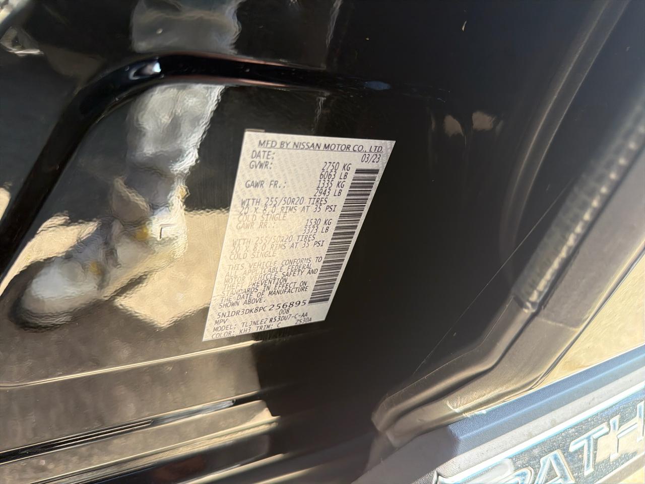 Nissan Pathfinder Platinum 4WD 2023