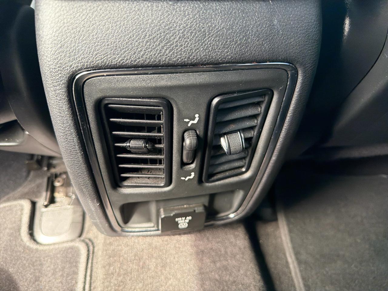 Jeep Grand Cherokee 4WD 4dr Altitude 2015