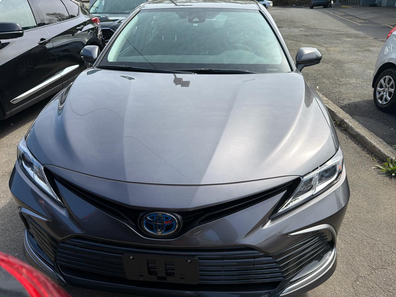 Toyota Camry Hybrid LE CVT (Natl) 2023