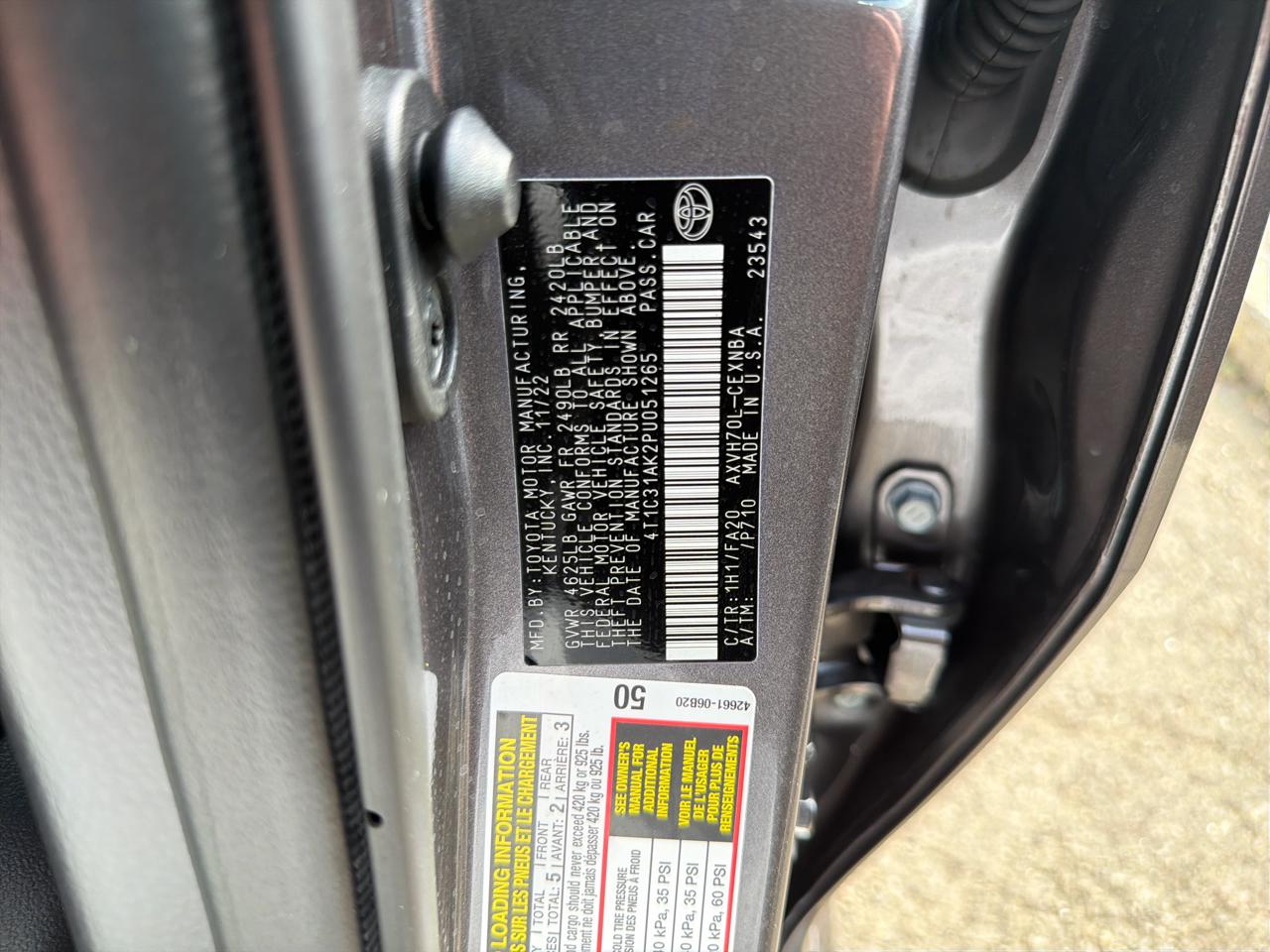 Toyota Camry Hybrid LE CVT (Natl) 2023