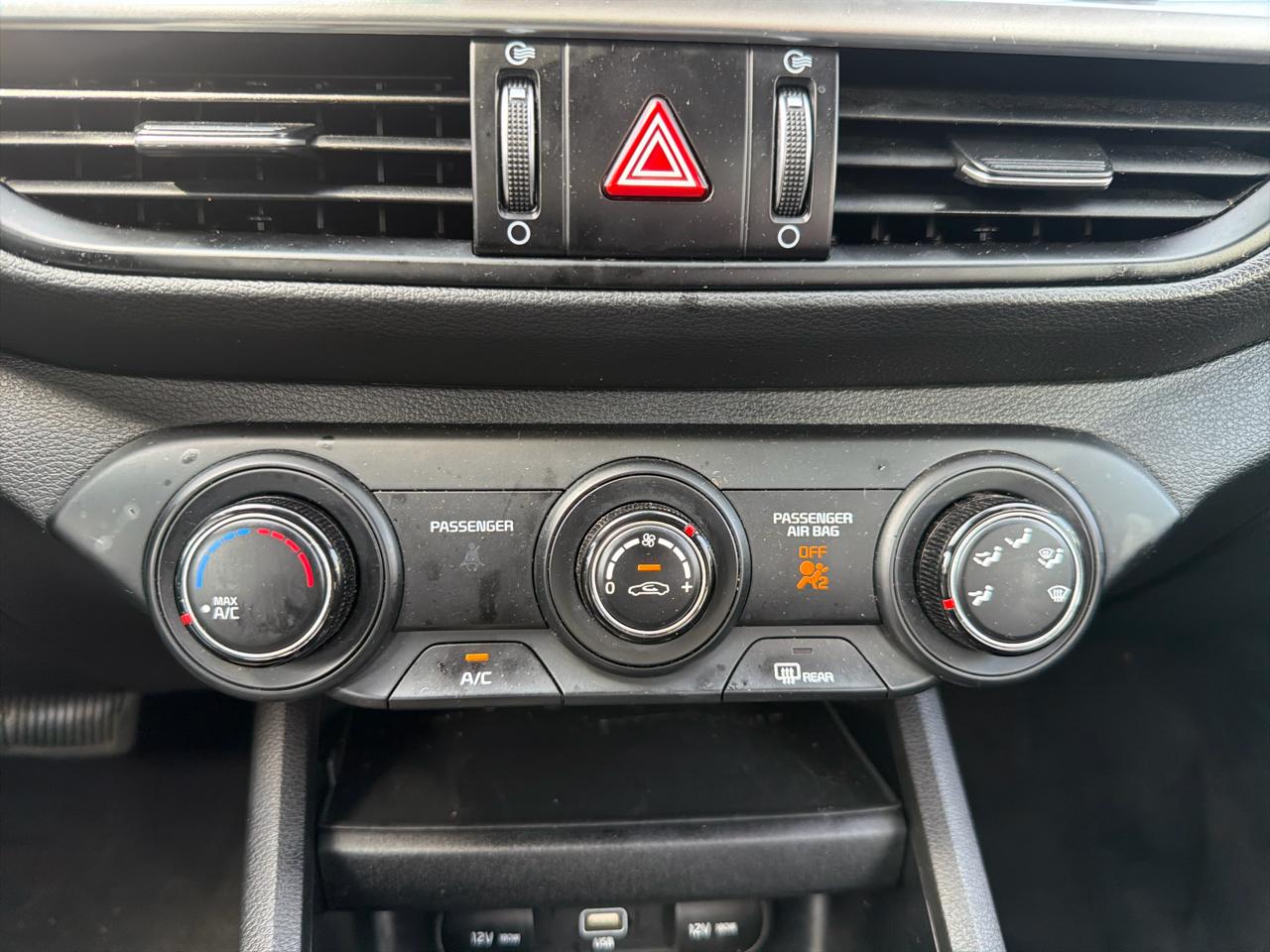 Kia Forte LXS IVT 2023