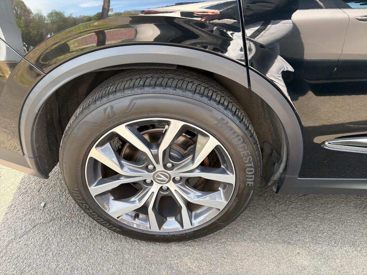 Acura MDX SH-AWD w/Technology Package 2023