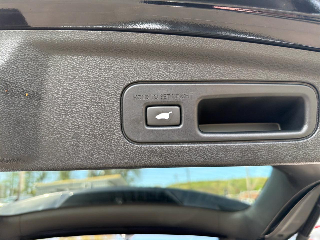 Acura MDX SH-AWD w/Technology Package 2023