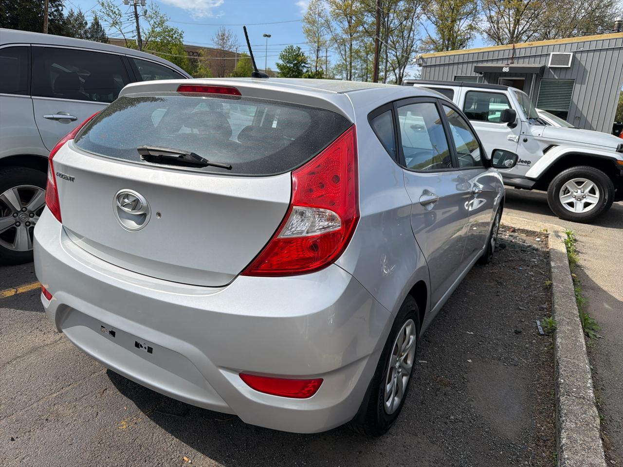 Hyundai Accent 5dr HB Auto GS 2012