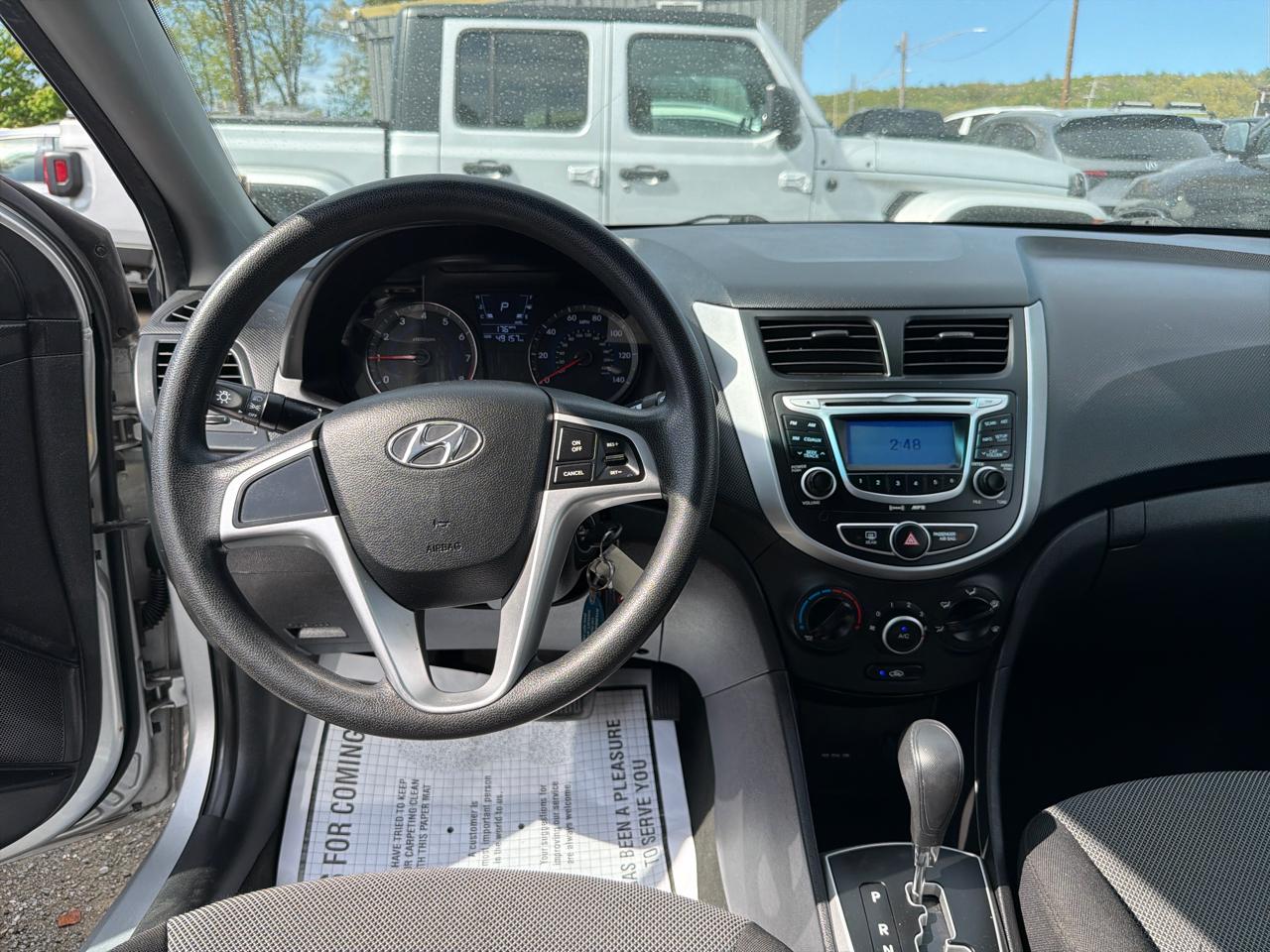 Hyundai Accent 5dr HB Auto GS 2012