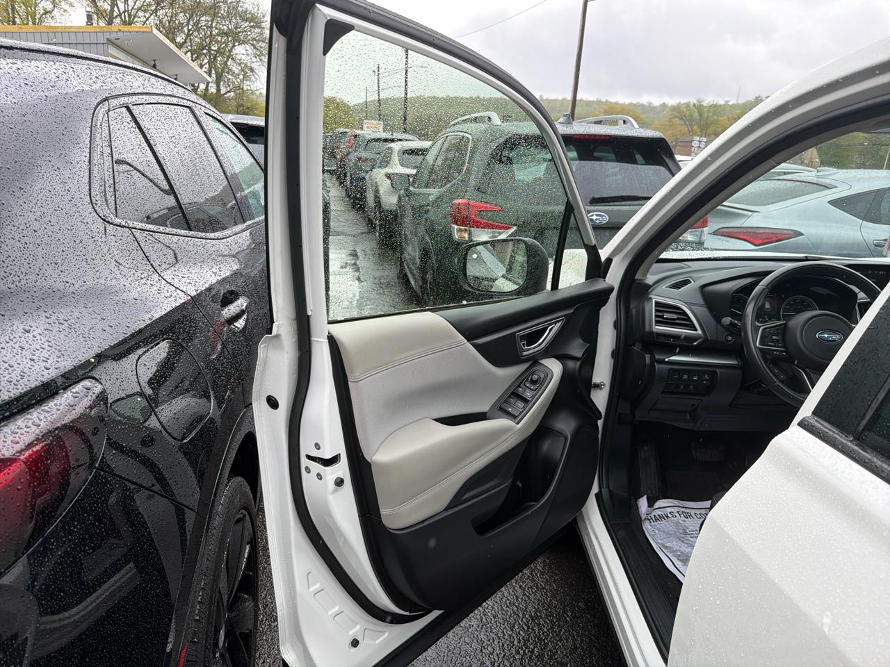 Subaru Forester Premium AWD 2024