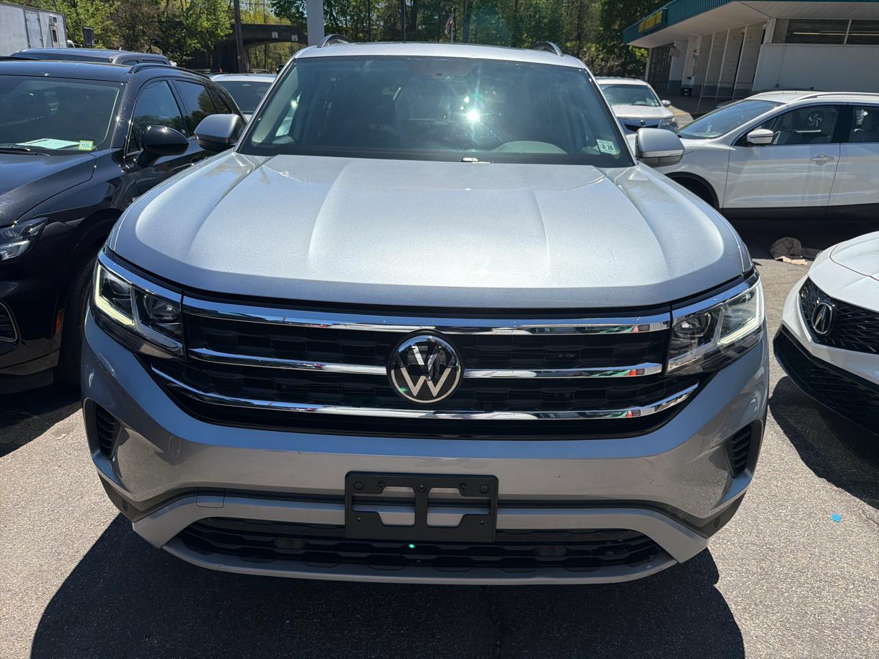 Volkswagen Atlas 3.6L V6 SE w/Technology 4MOTION 2023