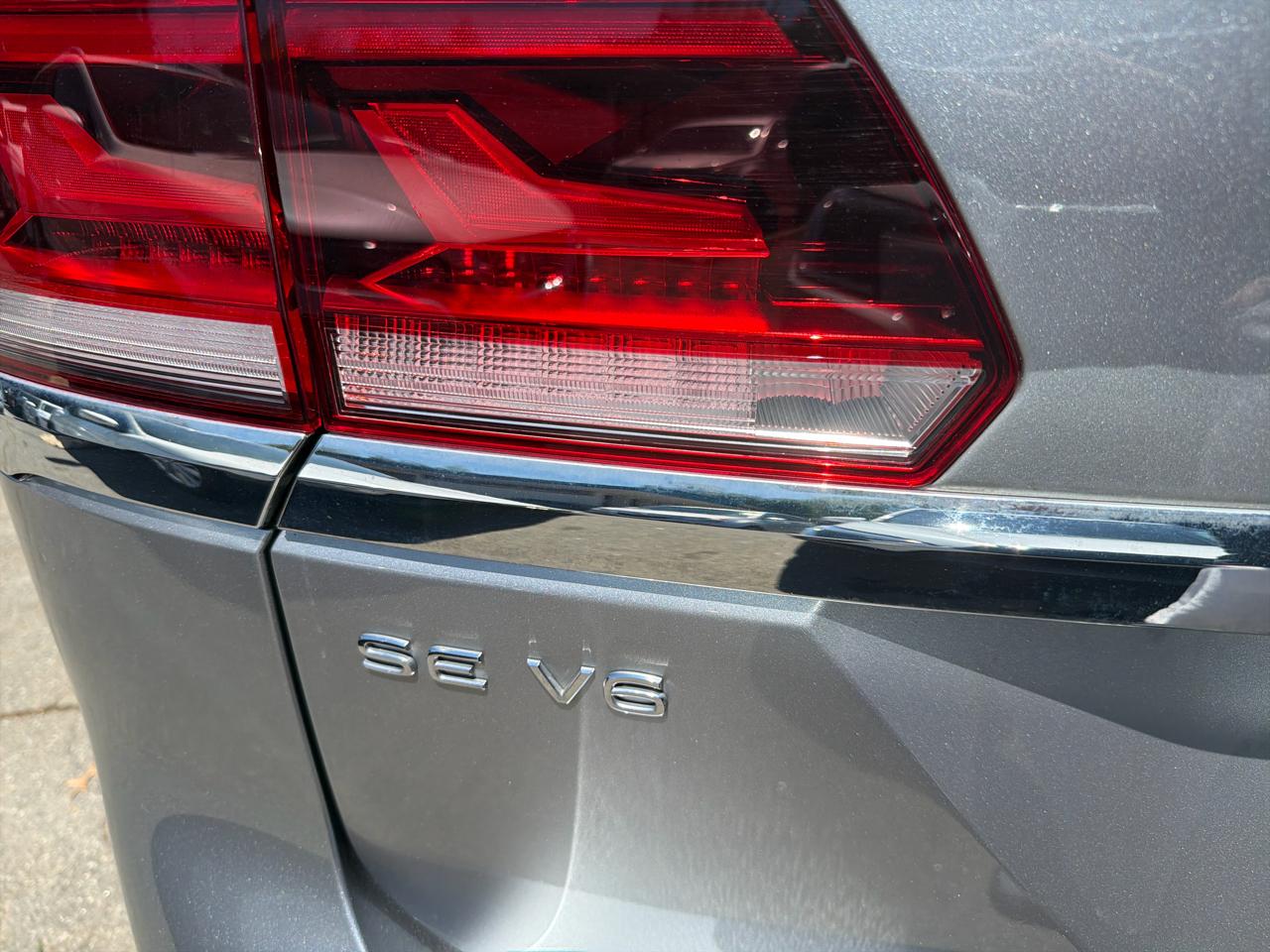 Volkswagen Atlas 3.6L V6 SE w/Technology 4MOTION 2023