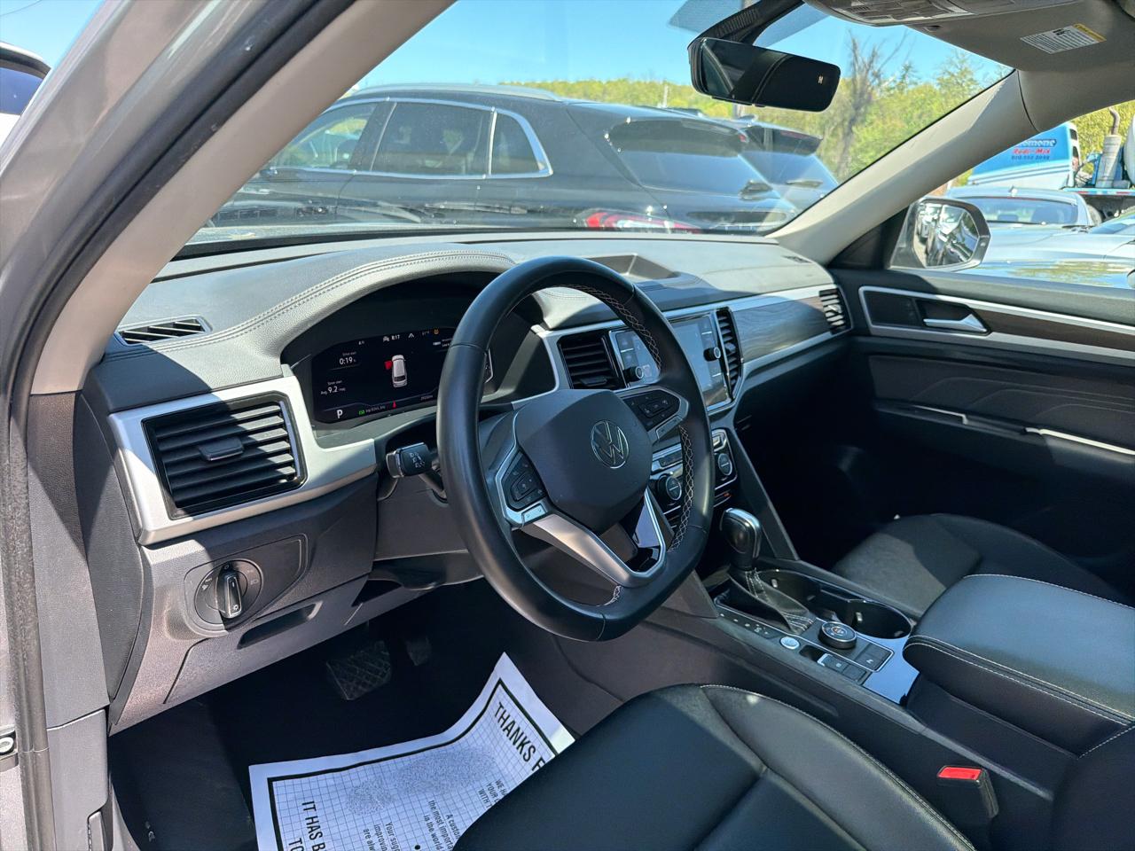 Volkswagen Atlas 3.6L V6 SE w/Technology 4MOTION 2023