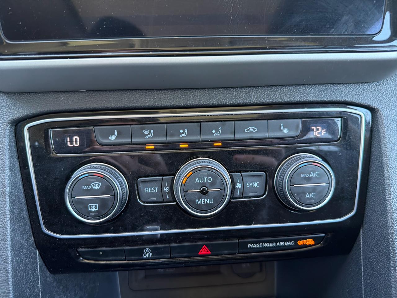 Volkswagen Atlas 3.6L V6 SE w/Technology 4MOTION 2023