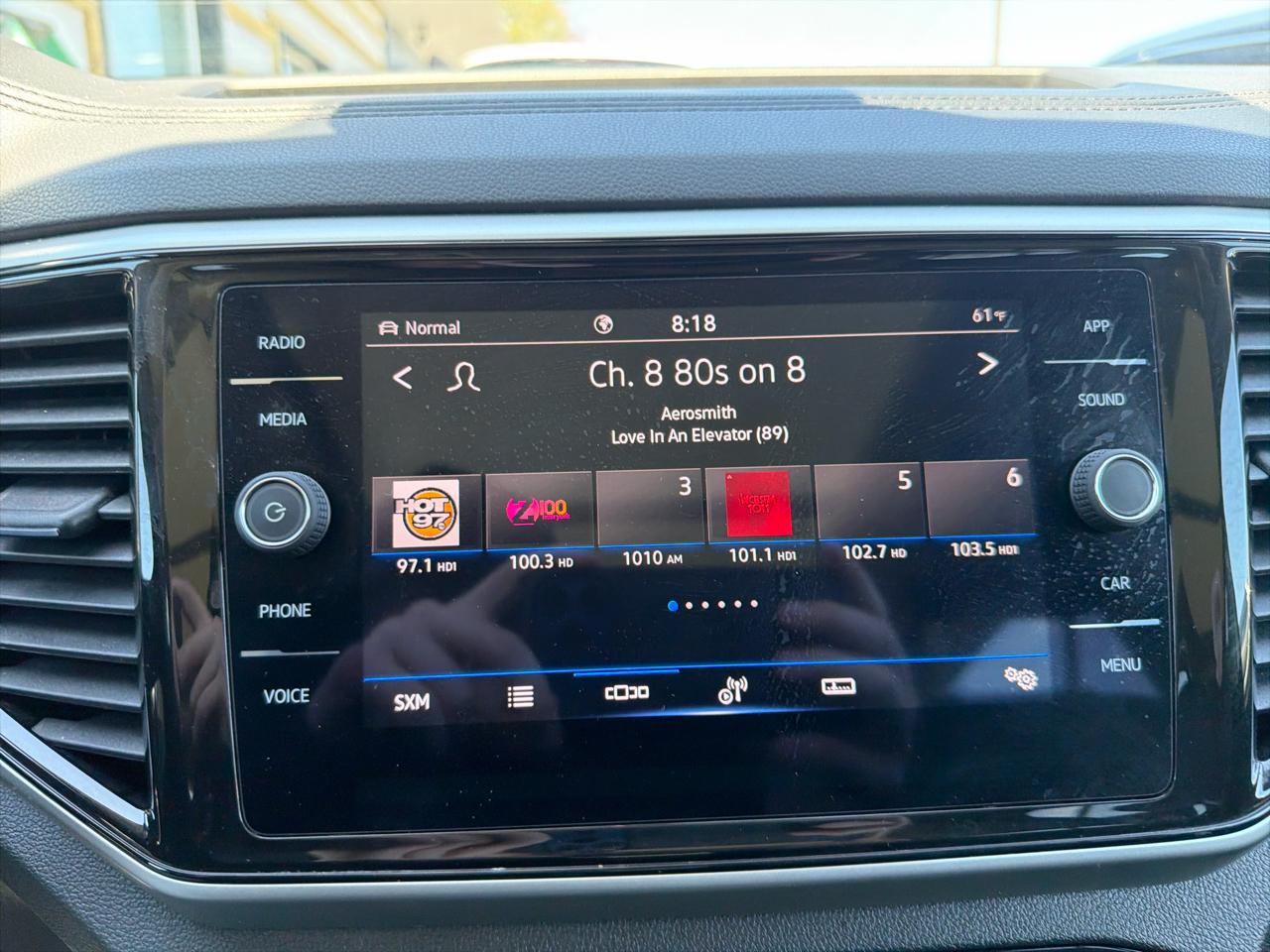 Volkswagen Atlas 3.6L V6 SE w/Technology 4MOTION 2023