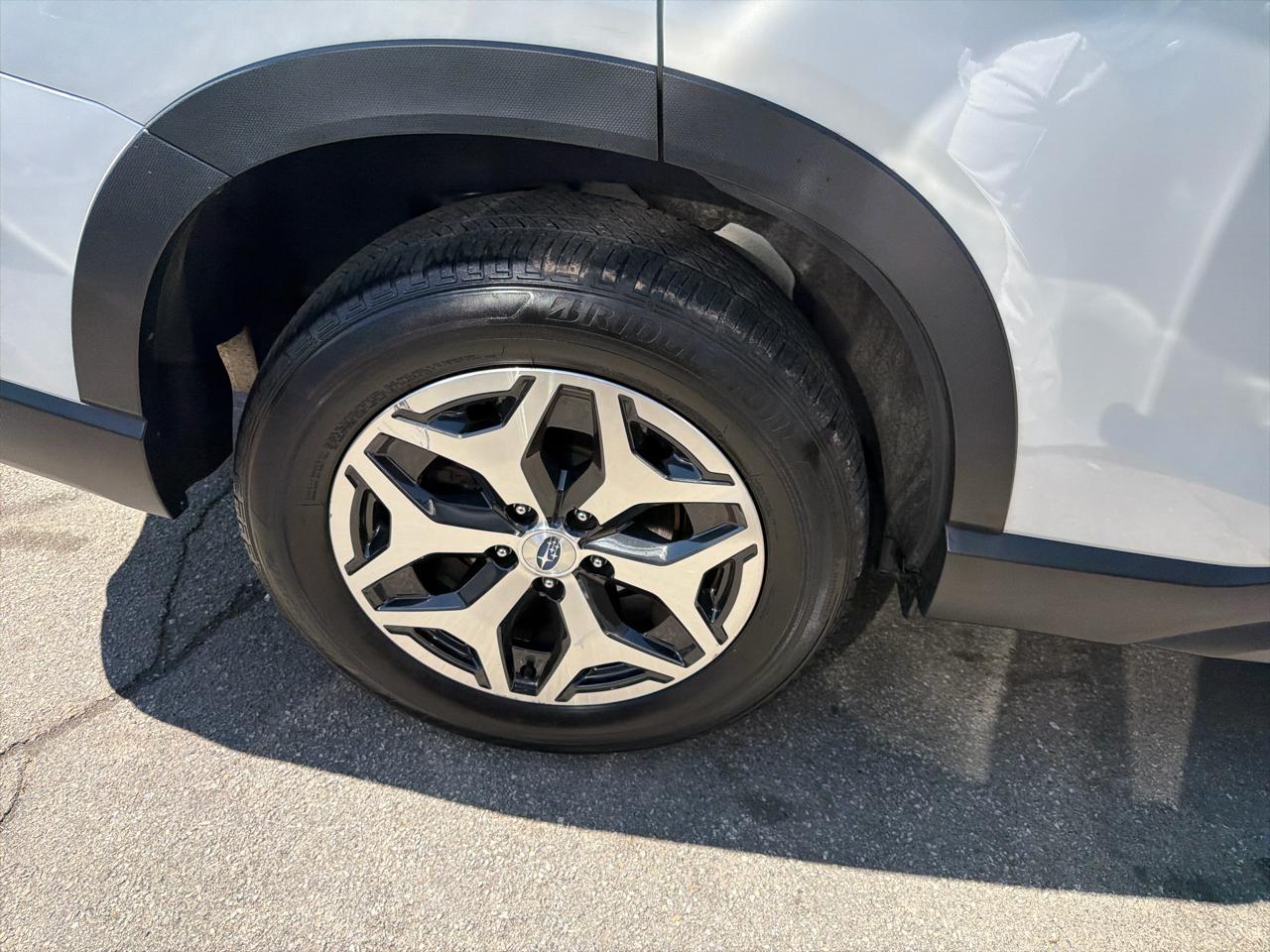 Subaru Forester Premium CVT 2023