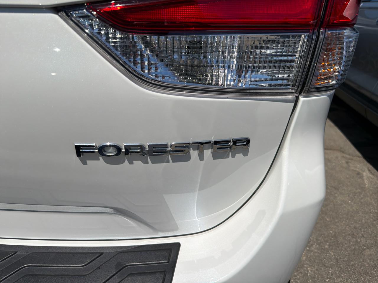 Subaru Forester Premium CVT 2023