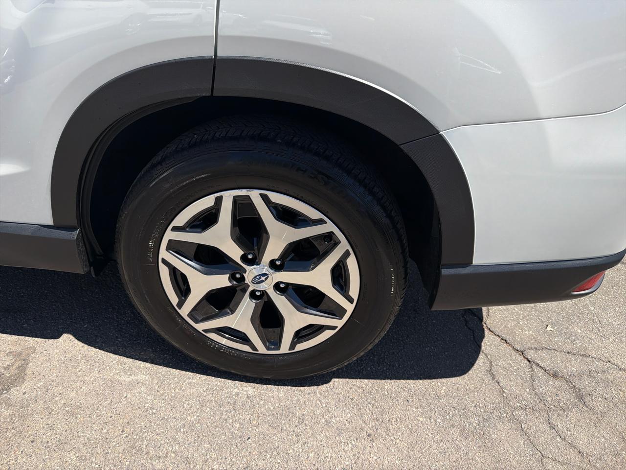 Subaru Forester Premium CVT 2023