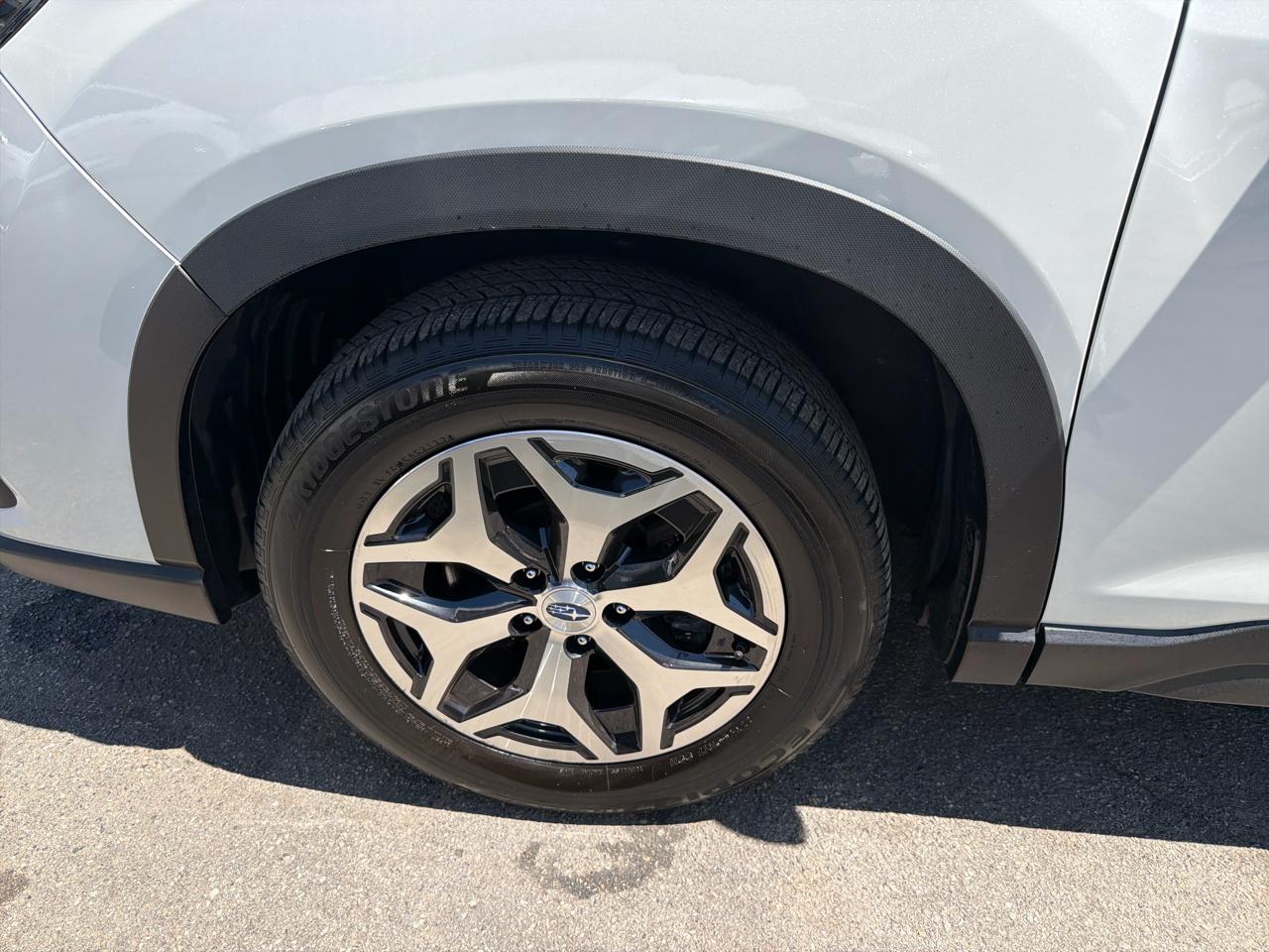 Subaru Forester Premium CVT 2023