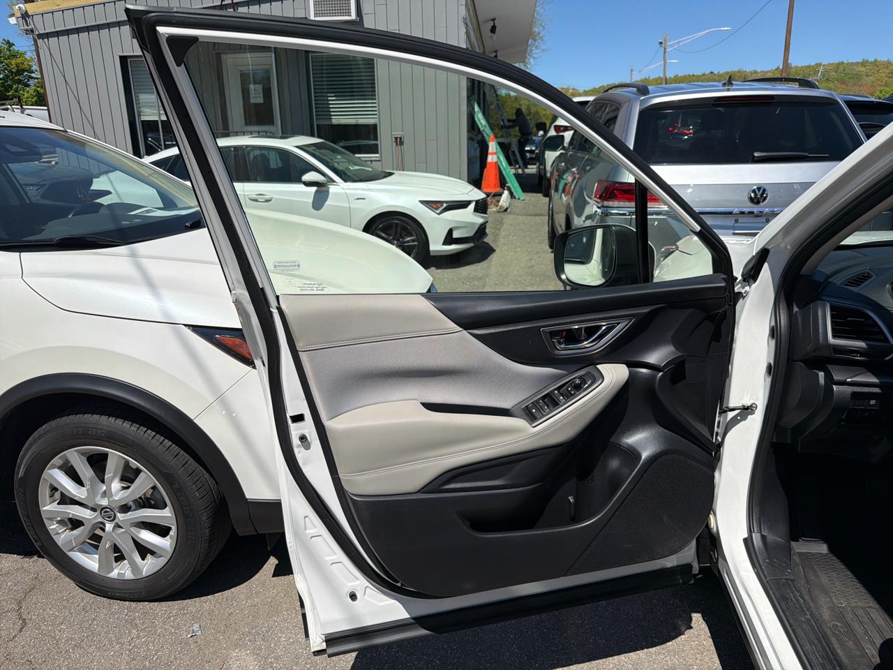 Subaru Forester Premium CVT 2023