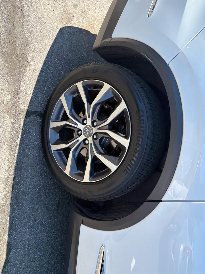 Acura MDX SH-AWD w/Technology Package 2024