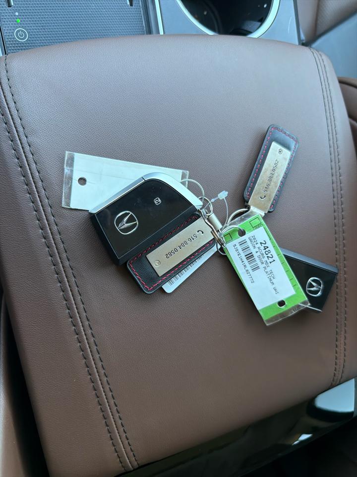 Acura MDX SH-AWD w/Technology Package 2024