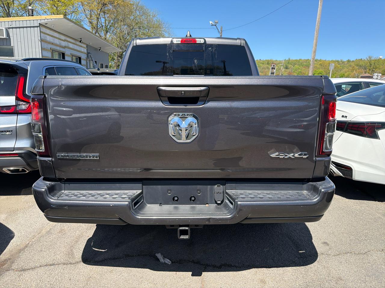 RAM 1500 Big Horn 4x4 Crew Cab 5'7" Box 2023