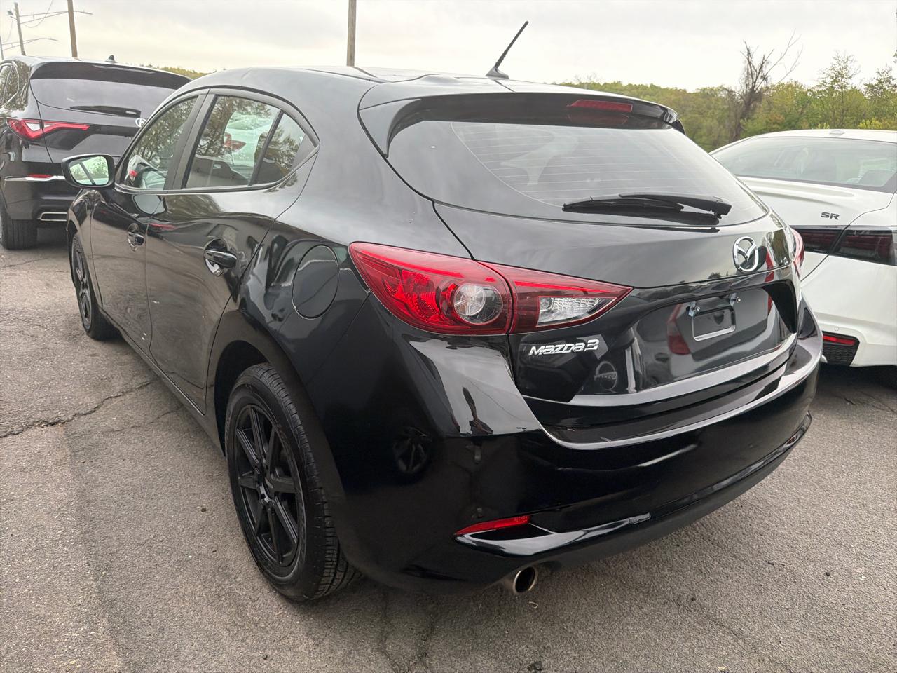 Mazda Mazda3 5-Door Sport Manual 2018