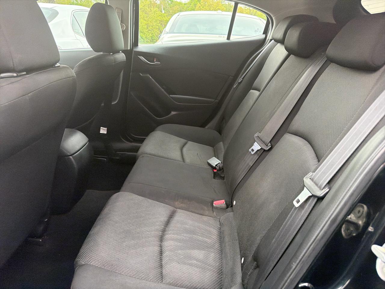 Mazda Mazda3 5-Door Sport Manual 2018