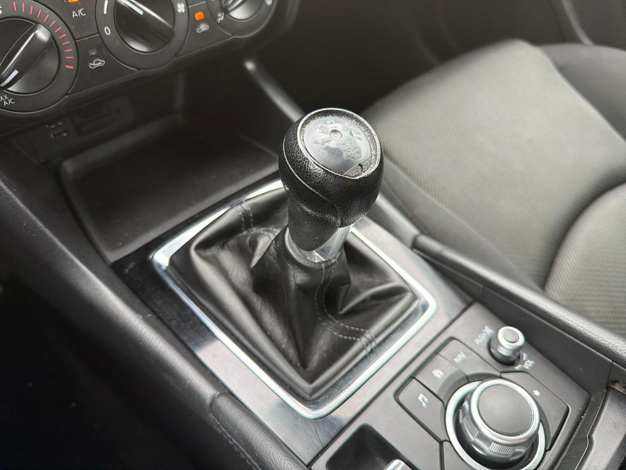 Mazda Mazda3 5-Door Sport Manual 2018