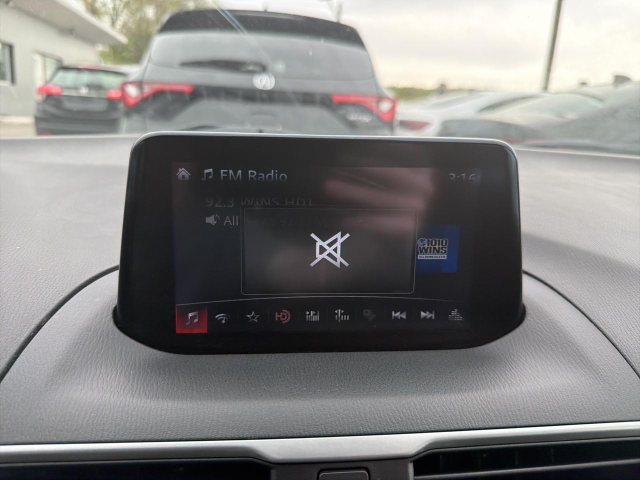 Mazda Mazda3 5-Door Sport Manual 2018