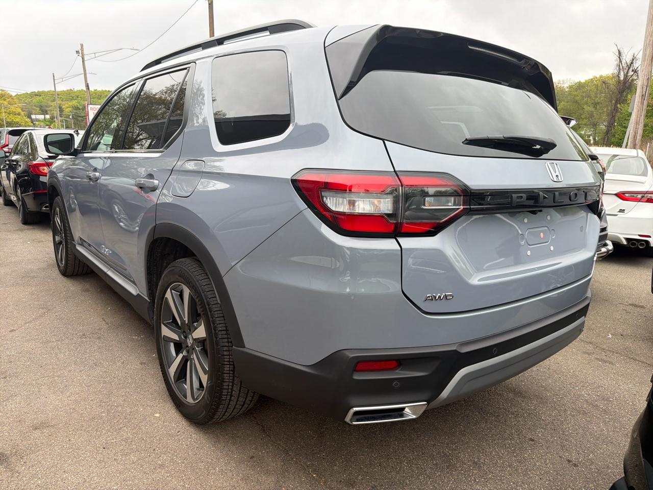 Honda Pilot Elite AWD 2023