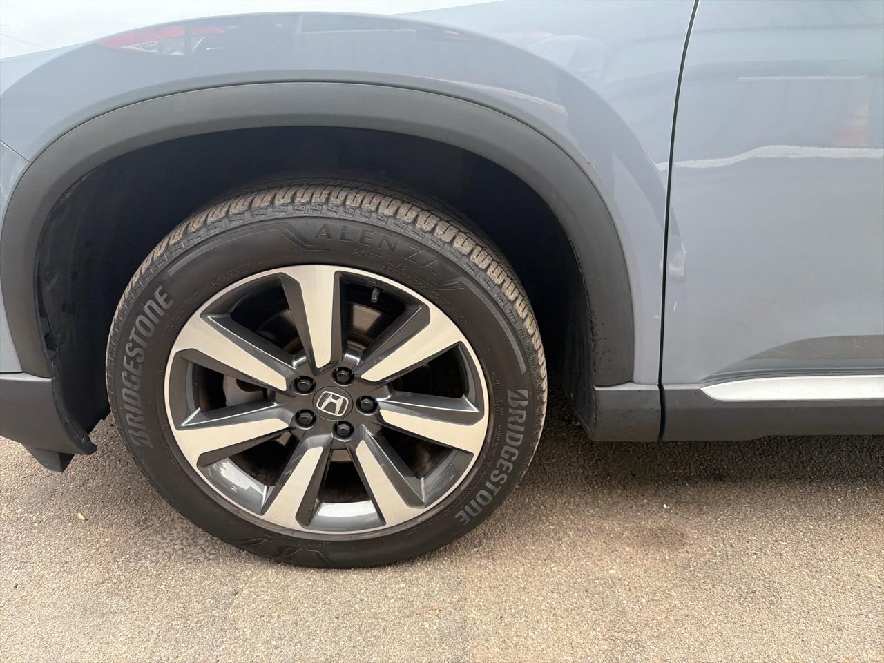 Honda Pilot Elite AWD 2023