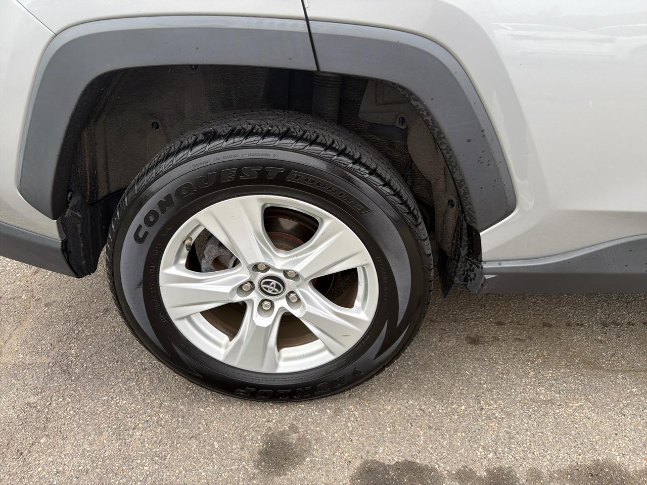 Toyota RAV4 XLE AWD (Natl) 2019