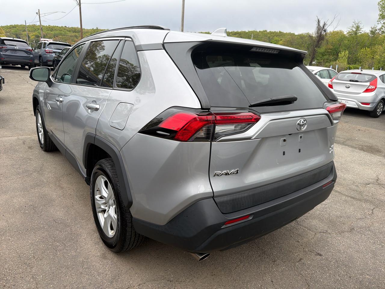 Toyota RAV4 XLE AWD (Natl) 2019