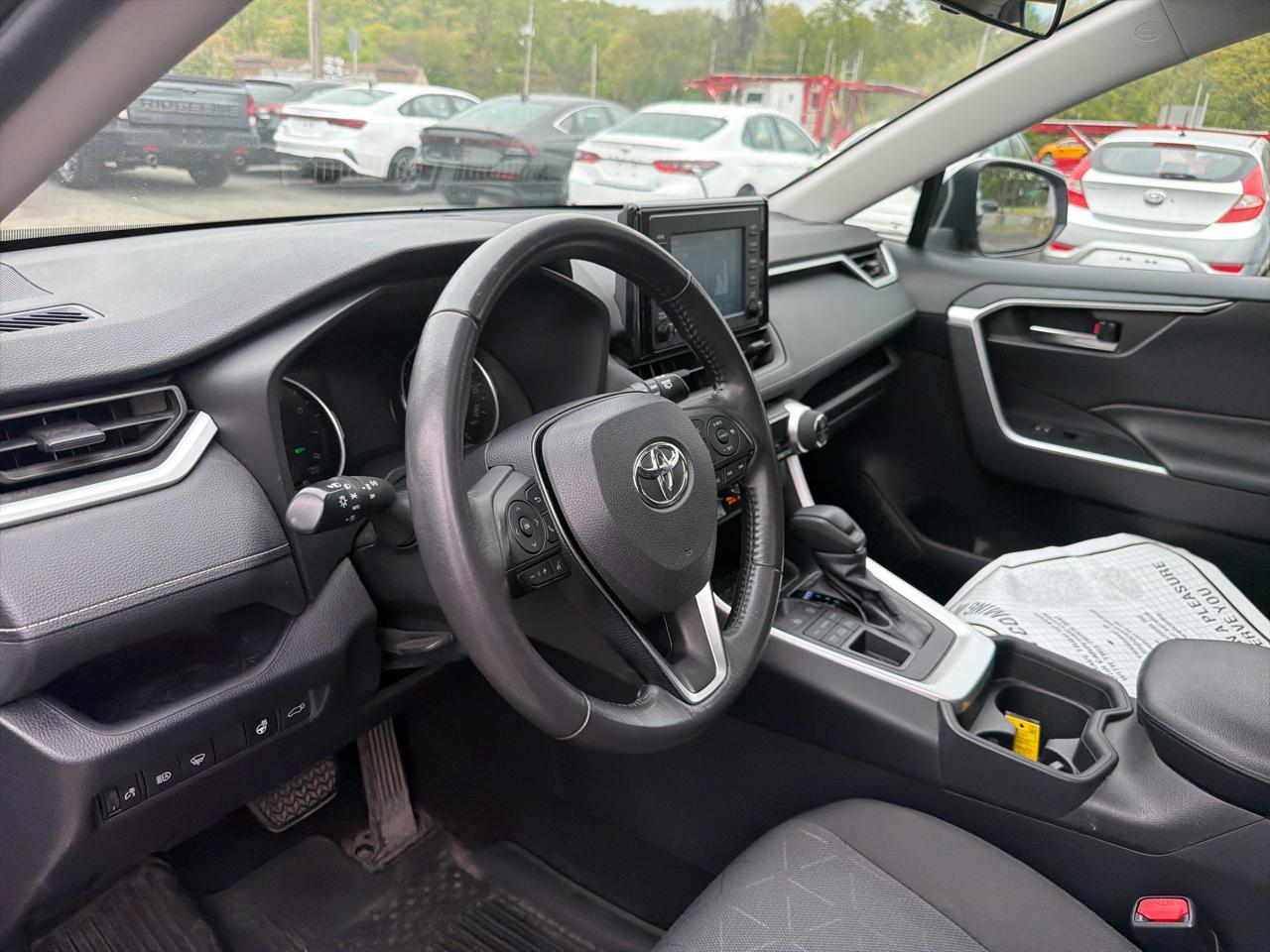 Toyota RAV4 XLE AWD (Natl) 2019