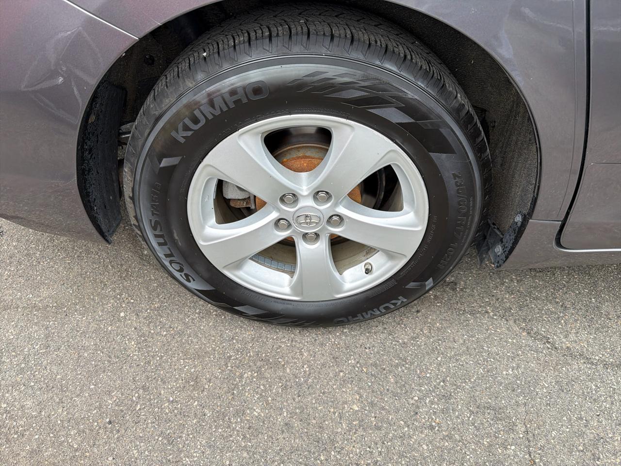 Toyota Sienna 5dr 7-Pass Van L FWD (Natl) 2015