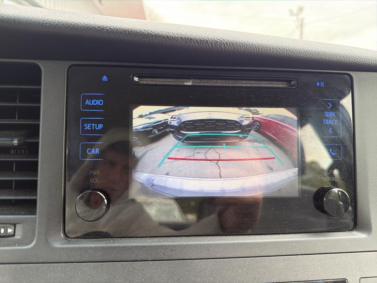 Toyota Sienna 5dr 7-Pass Van L FWD (Natl) 2015