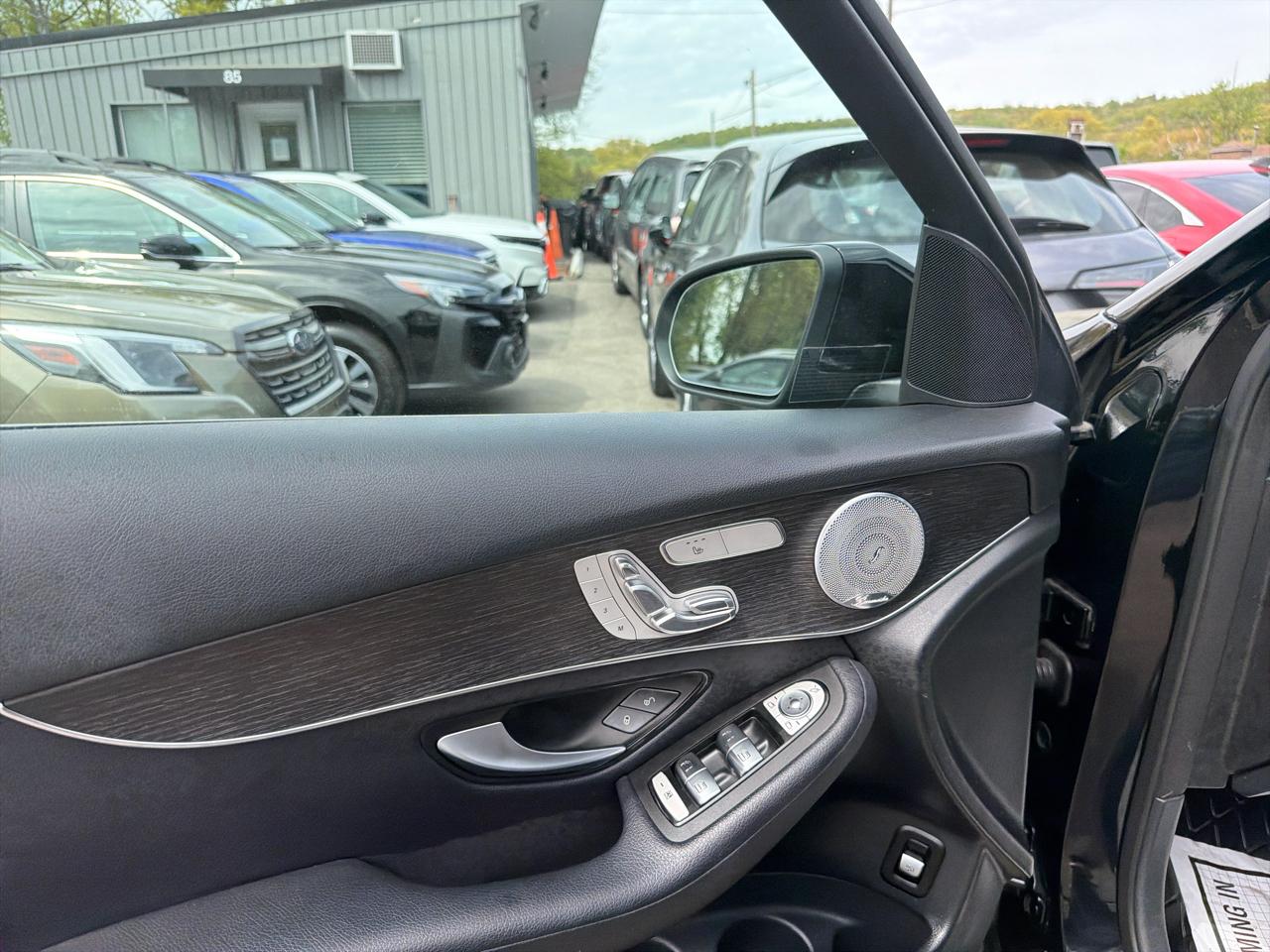 Mercedes-Benz GLC GLC 300 4MATIC SUV 2020