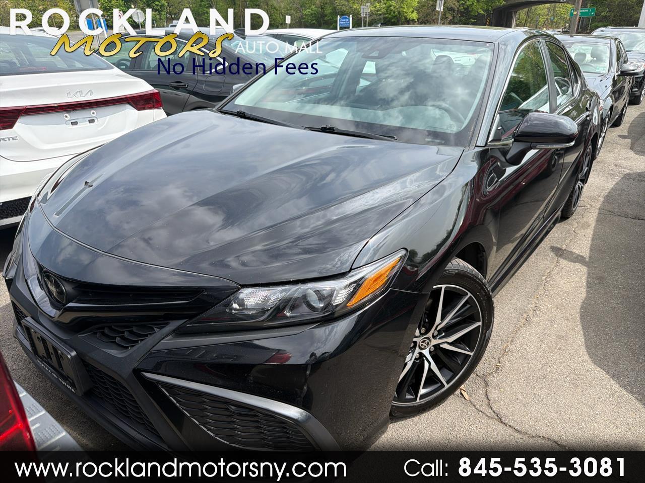 Toyota Camry SE Auto AWD (Natl) 2023